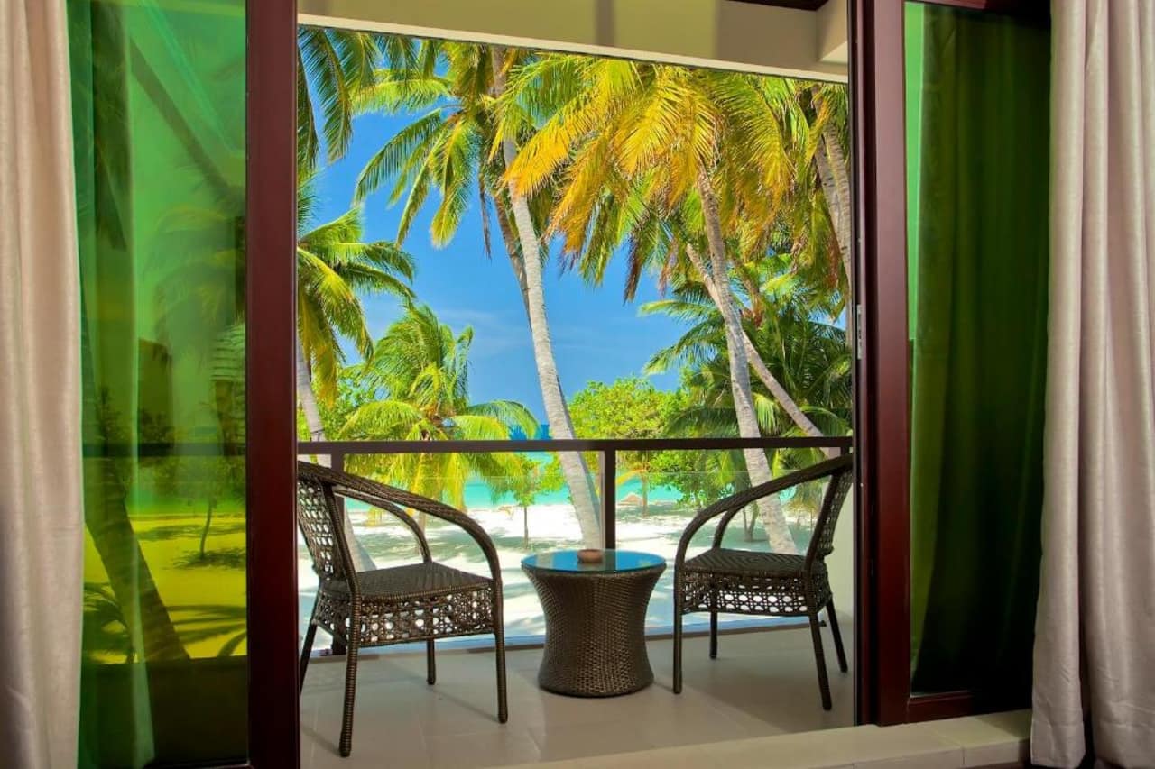 Deluxe Double Room with Balcony and Sea View