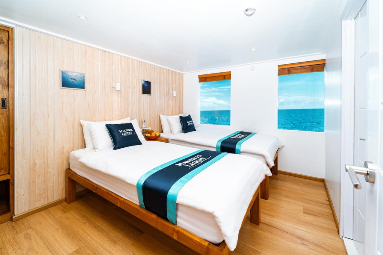 Seaview Cabins & 1 Tour Leader Cabin